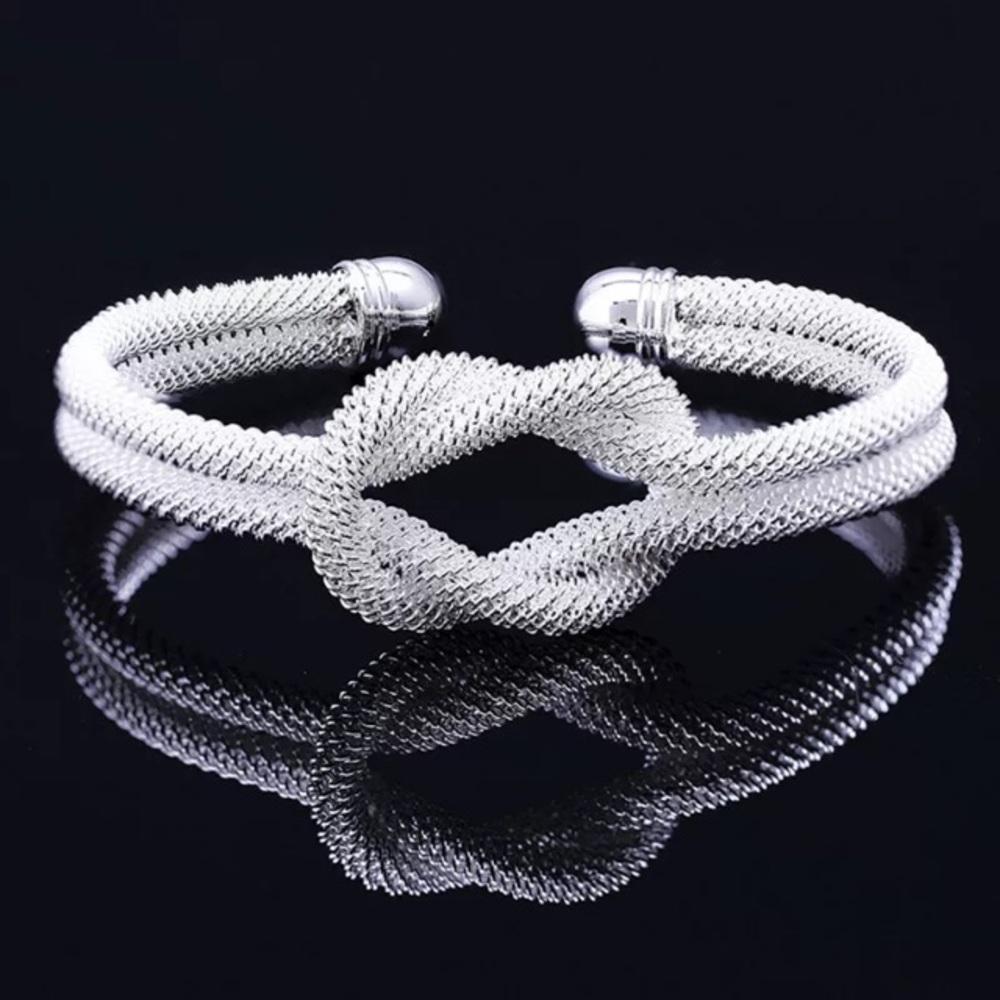 ❤️gorgeous twisted statement silver open b…